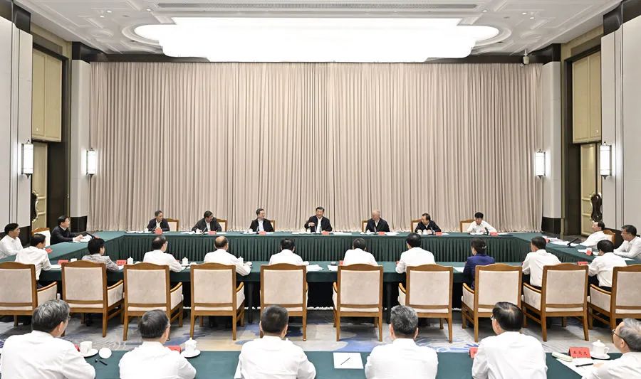 【前沿】儲能|習(xí)近平：加快發(fā)展風(fēng)電、光電等清潔能源，建設(shè)風(fēng)光火核儲一體化能源基地